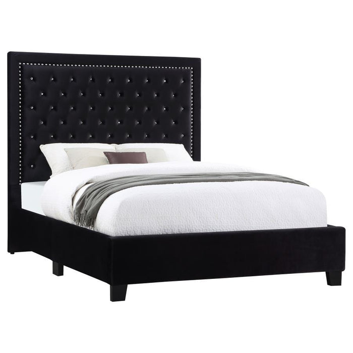 Hailey - Upholstered Panel Bed