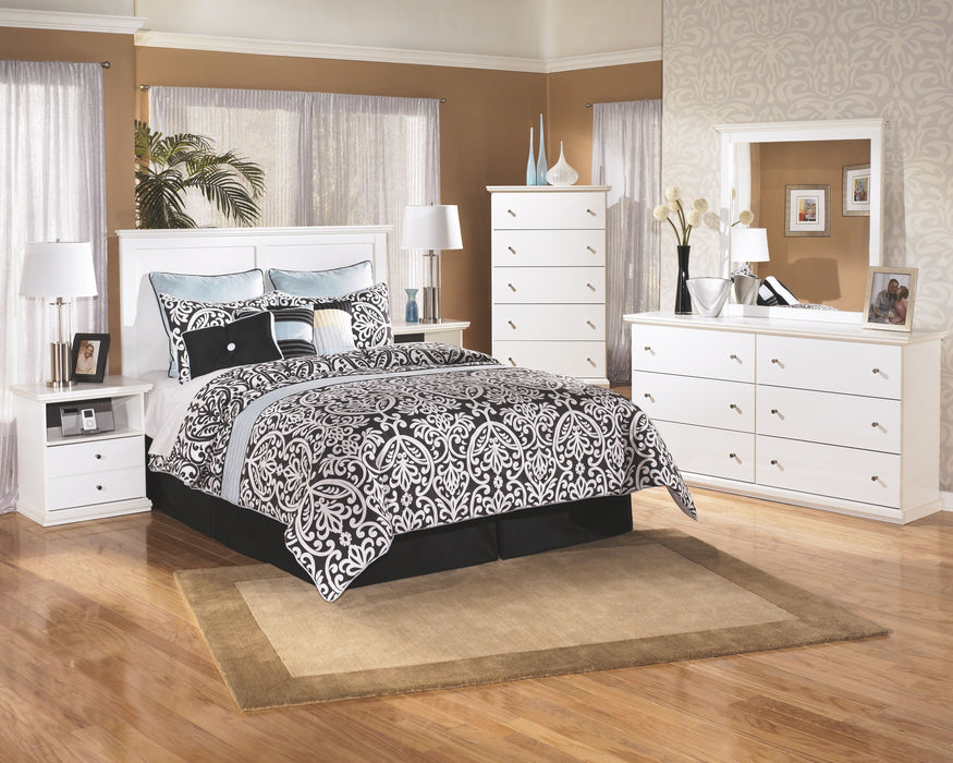 Bostwick - White - Five Drawer Chest